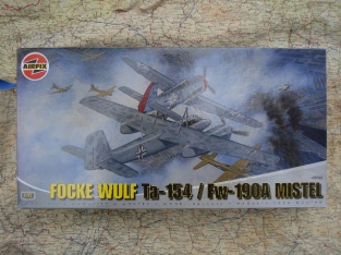 Airfix A05040  Focke Wulf Ta-154 / Fw-190A MISTEL